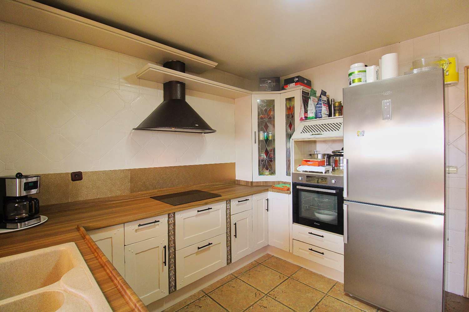 3 bedroom Apartment for rent in Alhaurin de la Torre with garage - € 1,400 (Ref: 9859045)