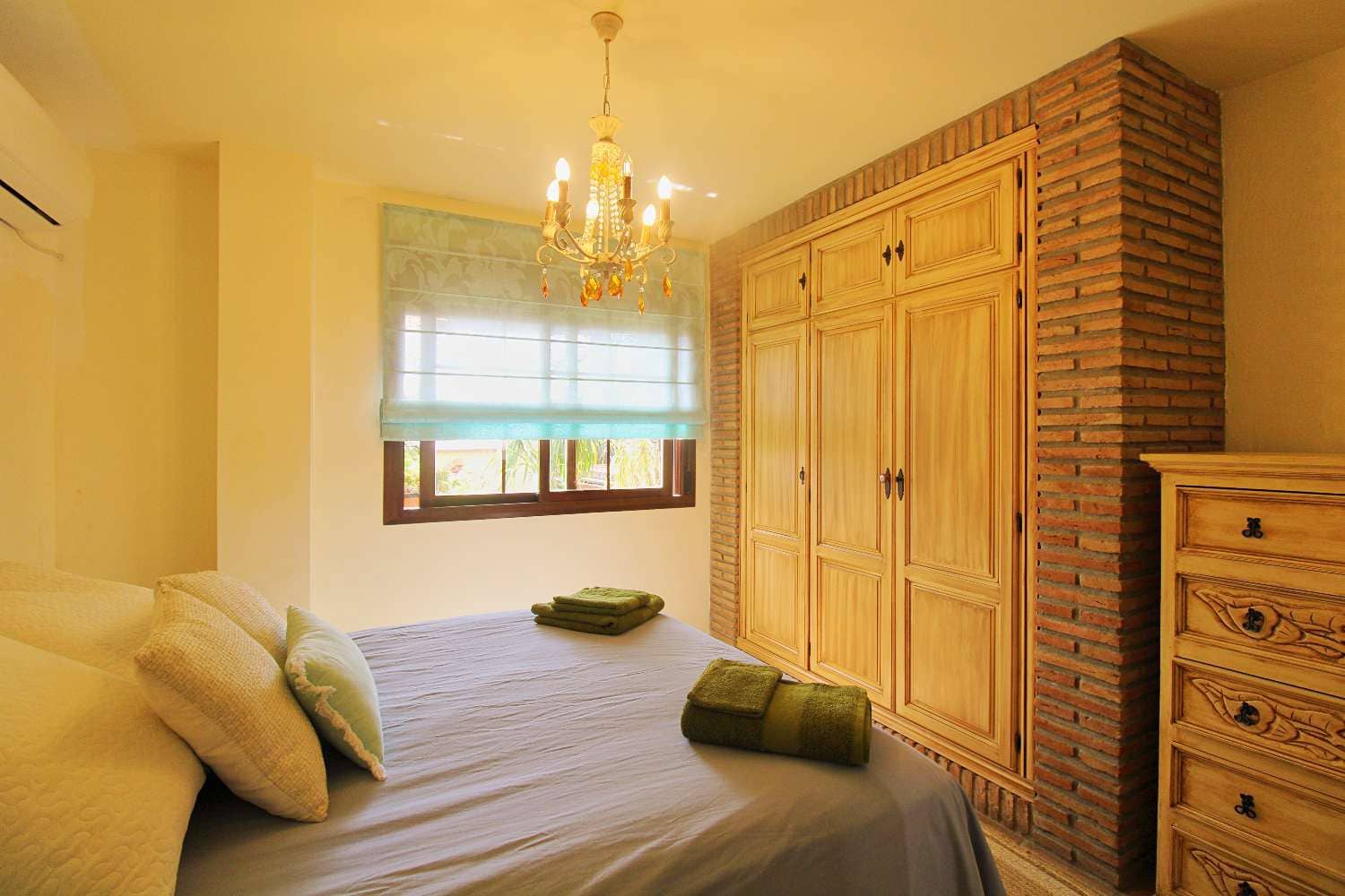 3 bedroom Apartment for rent in Alhaurin de la Torre with garage - € 1,400 (Ref: 9859045)