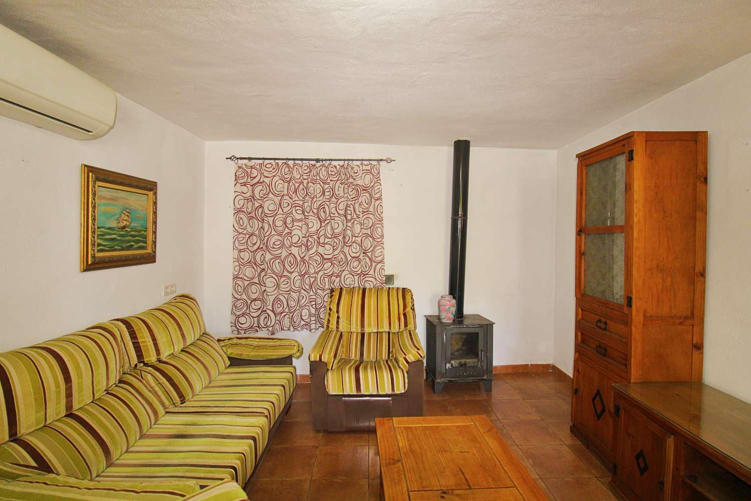 2 bedroom Finca/Country House for rent in Alhaurin de la Torre with garage - € 800 (Ref: 9859046)
