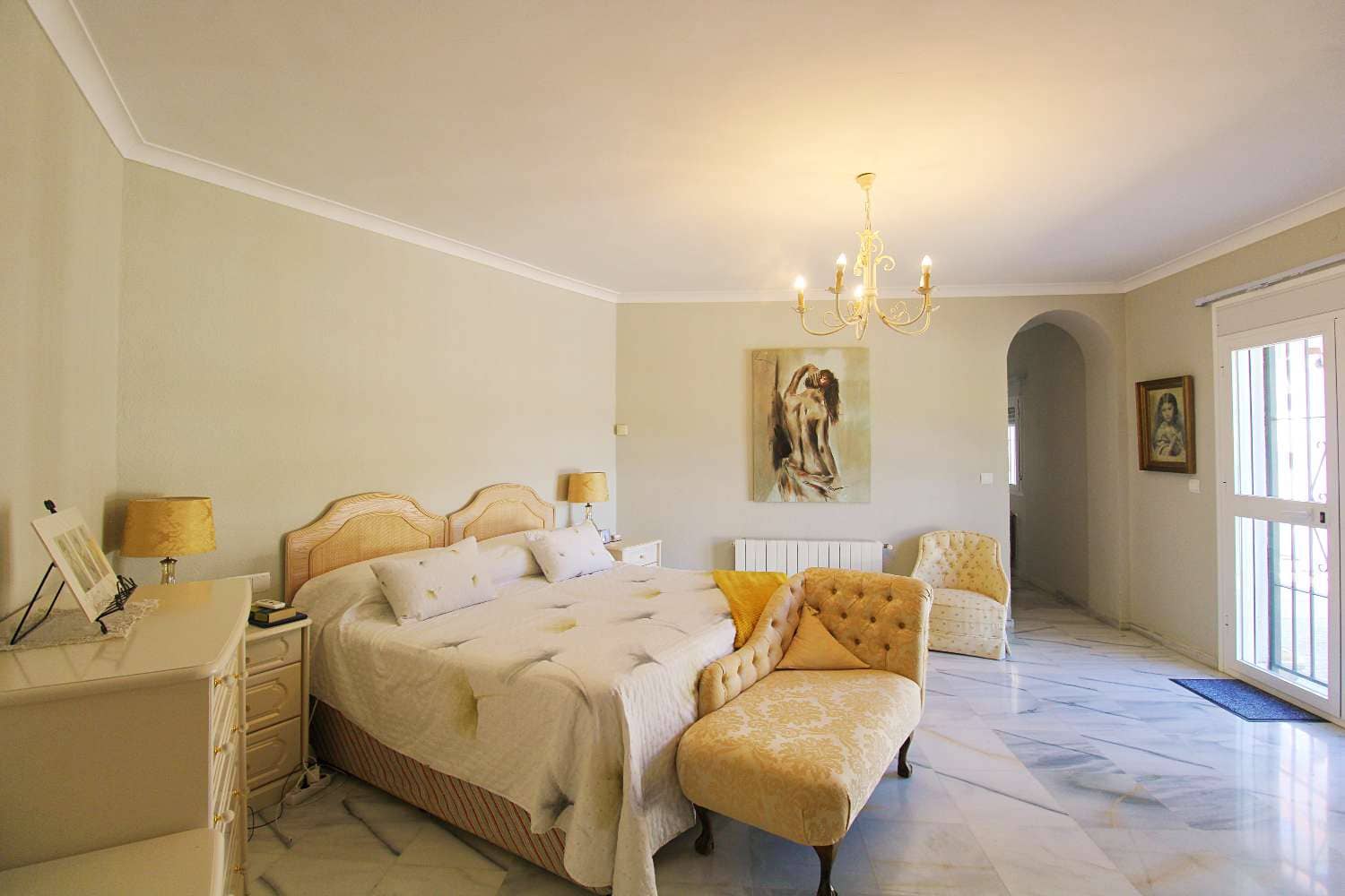3 soverom Villa til salgs i Alhaurin de la Torre med svømmebasseng - € 675 000 (Ref: 9863999)