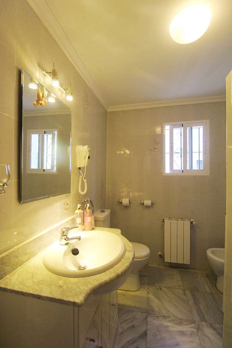 3 soverom Villa til salgs i Alhaurin de la Torre med svømmebasseng - € 675 000 (Ref: 9863999)