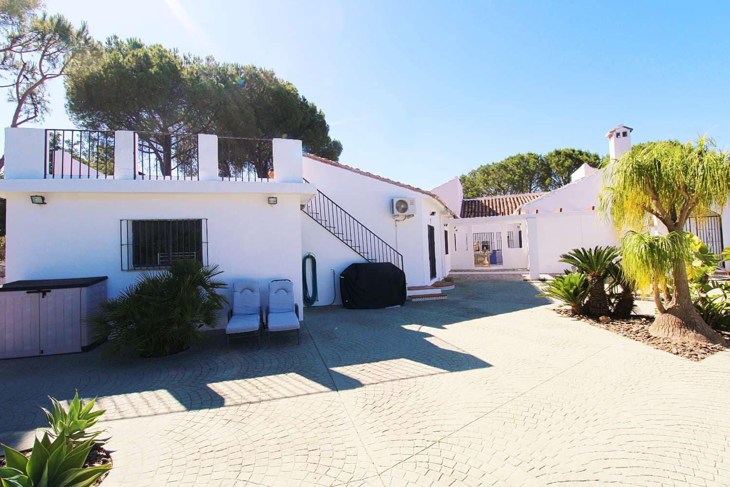 3 soverom Villa til salgs i Alhaurin de la Torre med svømmebasseng - € 675 000 (Ref: 9863999)