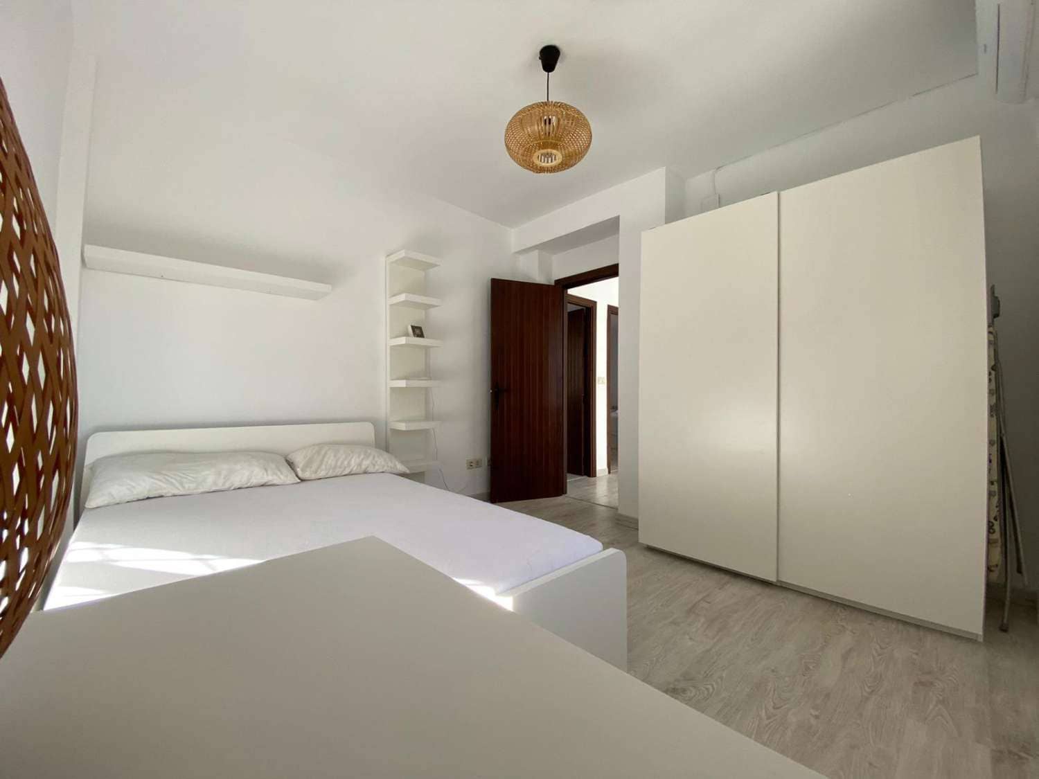 4 sypialnia Dom na sprzedaż w Alhaurin de la Torre z basenem garażem - 480 000 € (Ref: 9872918)