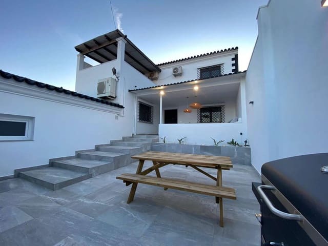 4 sypialnia Dom na sprzedaż w Alhaurín de la Torre z basenem garażem - 480 000 € (Ref: 9872918)