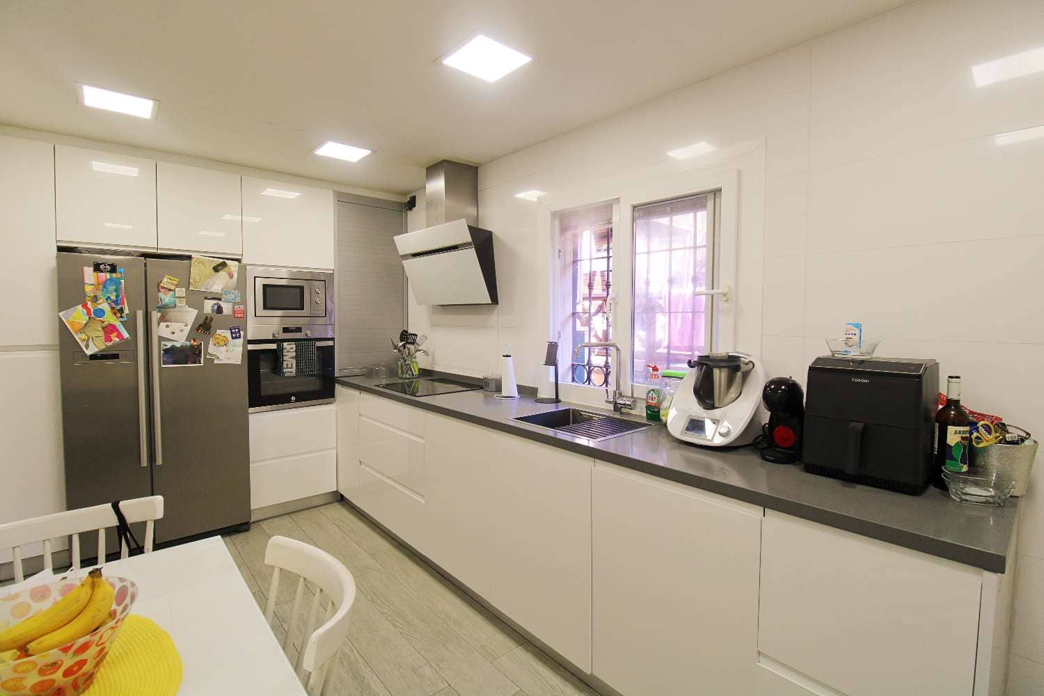 Pareado de 4 habitaciones en Alhaurín de la Torre en venta con piscina - 759.950 € (Ref: 9902770)