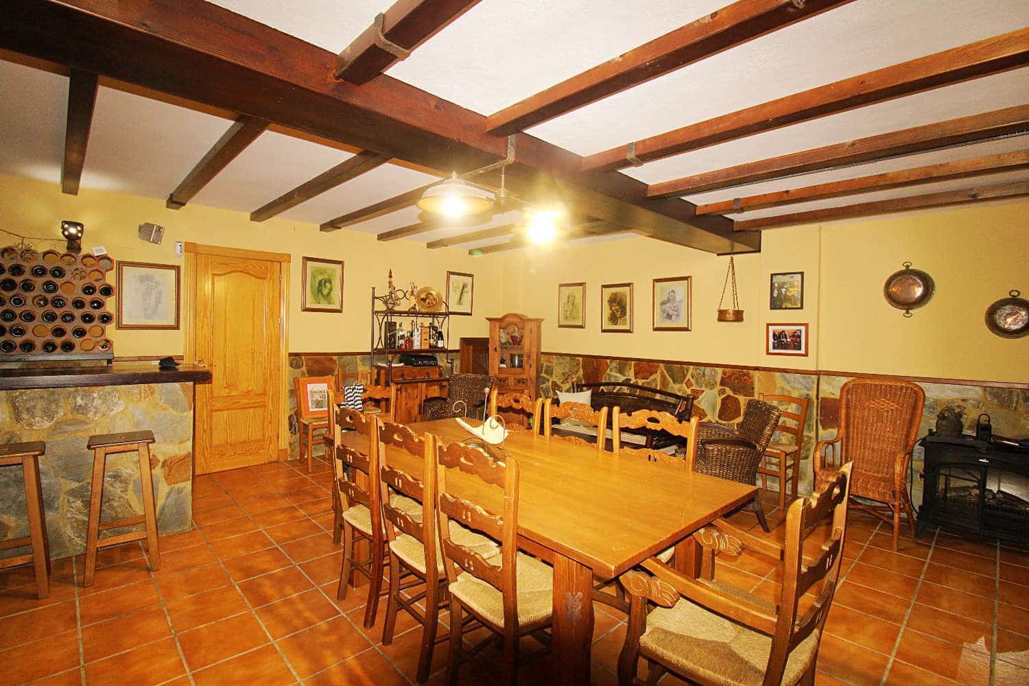 Pareado de 4 habitaciones en Alhaurín de la Torre en venta con piscina - 759.950 € (Ref: 9902770)