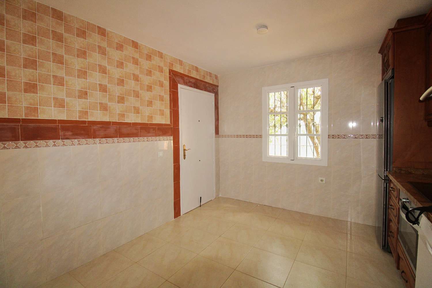 4 sovrum Finca/Hus på landet att hyra i Alhaurin el Grande med pool garage - 2 000 € (Ref: 9912451)