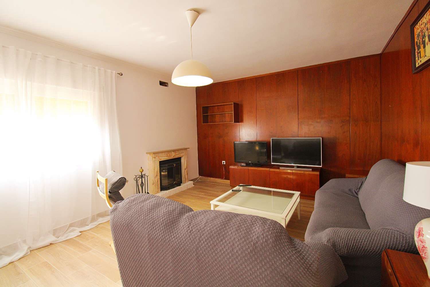 4 sypialnia Willa do wynajęcia w Alhaurin de la Torre z basenem garażem - 2 500 € (Ref: 9915183)