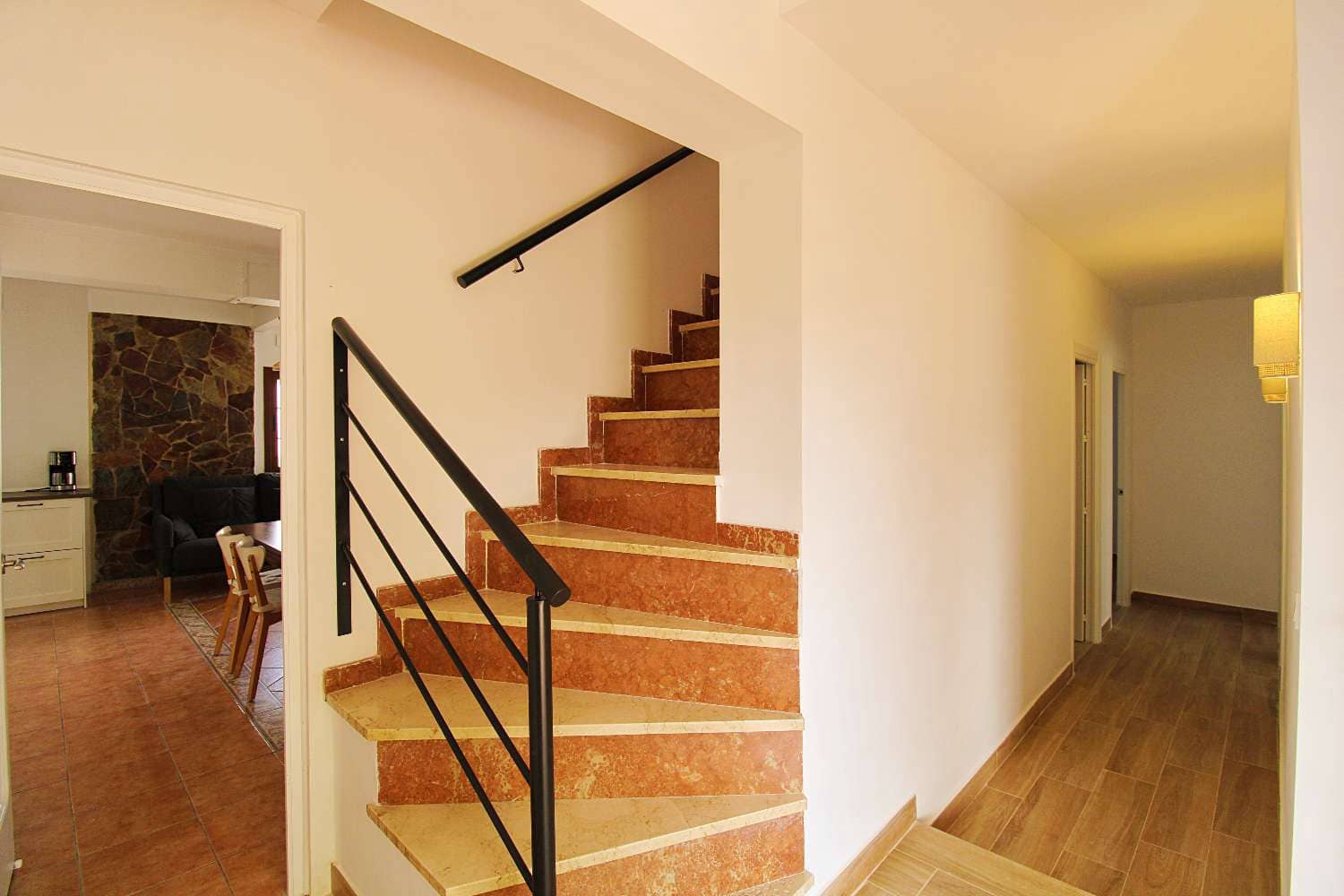 4 sypialnia Willa do wynajęcia w Alhaurin de la Torre z basenem garażem - 2 500 € (Ref: 9915183)