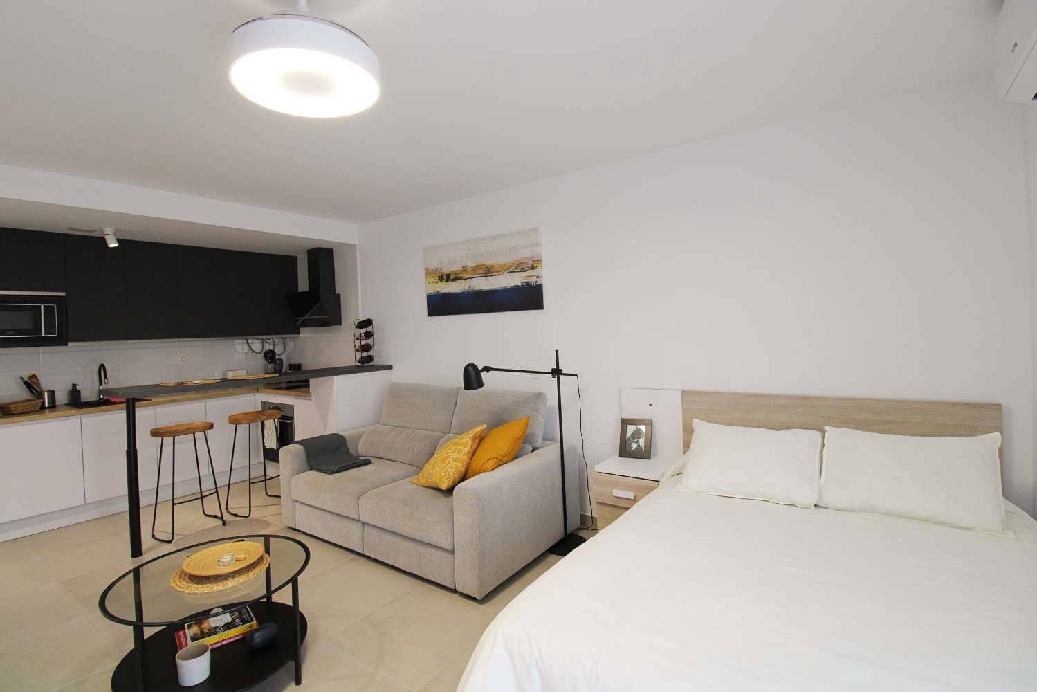 1 bedroom Studio for rent in Alhaurin de la Torre with garage - € 800 (Ref: 9937465)