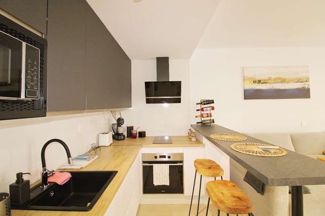 1 soverom Studio til leie i Alhaurín de la Torre med garasje - € 800 (Ref: 9937465)