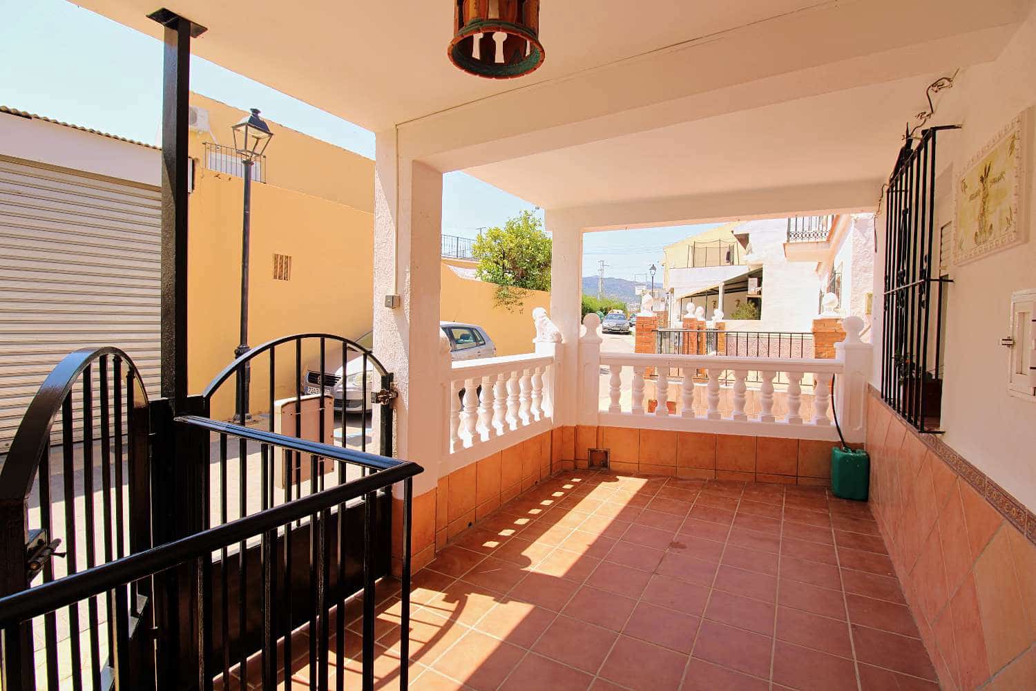 2 bedroom Apartment for sale in Alhaurin de la Torre - € 299,500 (Ref: 9937466)