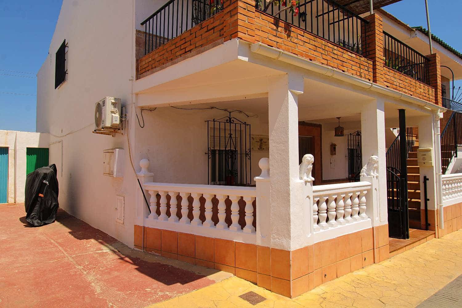 2 bedroom Apartment for sale in Alhaurin de la Torre - € 299,500 (Ref: 9937466)