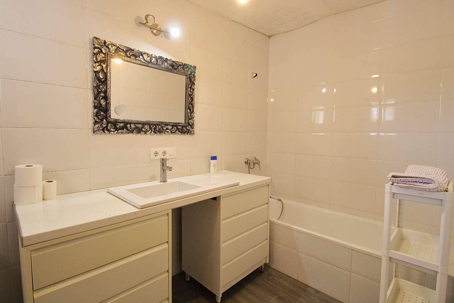 1 bedroom Apartment for rent in Alhaurin de la Torre - € 850 (Ref: 9946940)