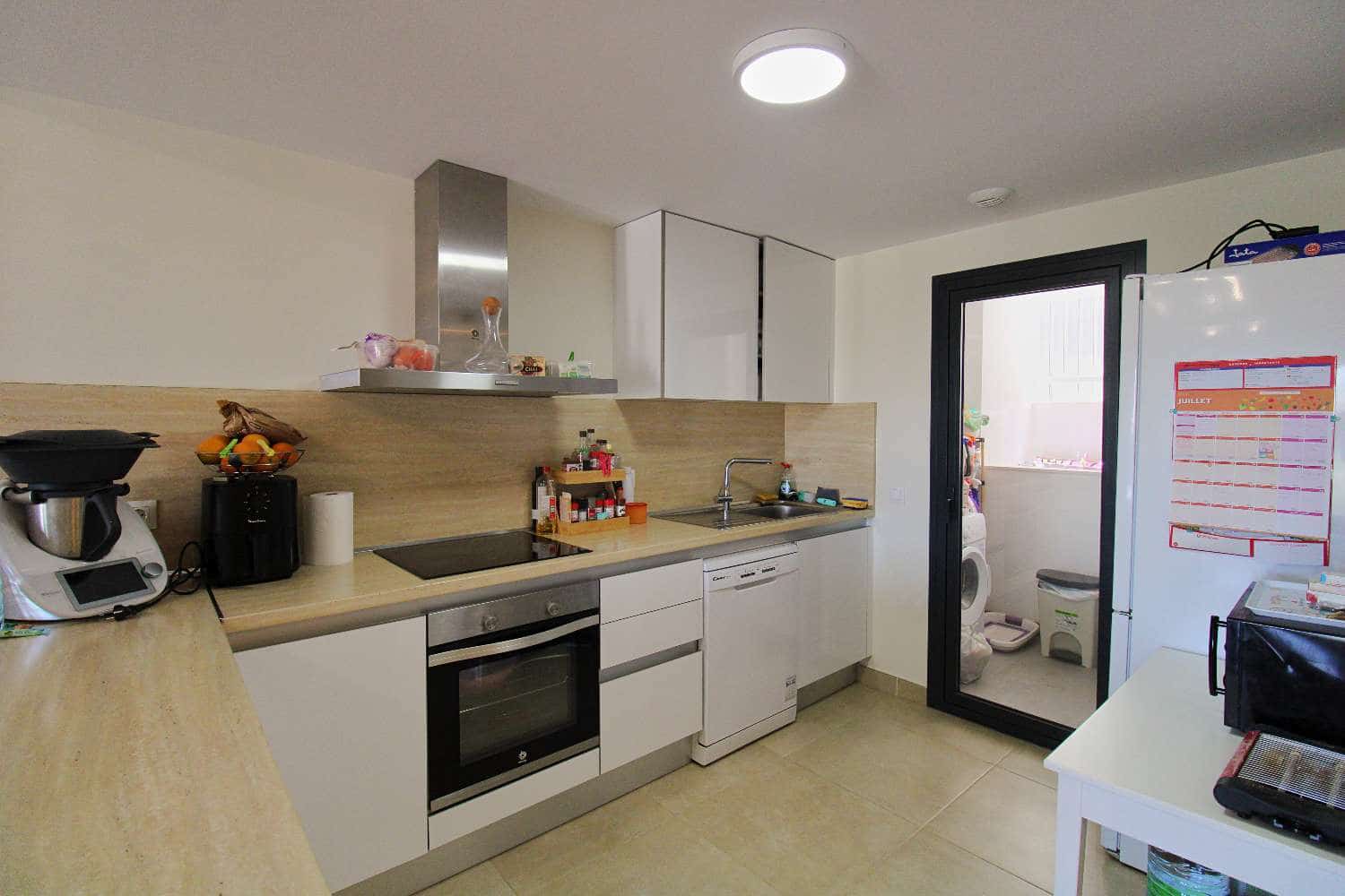 2 bedroom Flat for rent in Alhaurin de la Torre with garage - € 1,200 (Ref: 9949122)