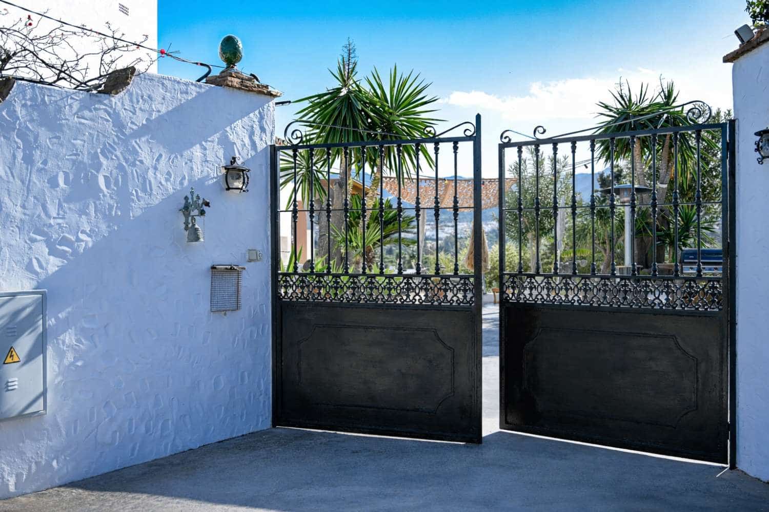 4 chambre Villa/Maison à vendre à Alhaurin de la Torre avec piscine - 799 000 € (Ref: 9959093)