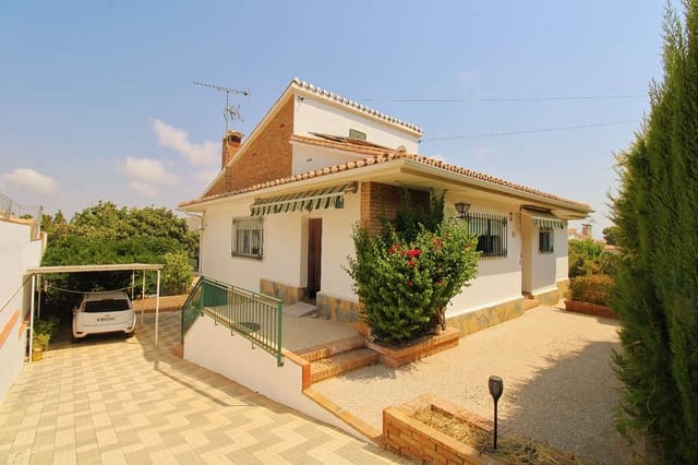3 soveværelse Villa til salg i Alhaurín de la Torre med swimmingpool garage - € 675.000 (Ref: 9981794)