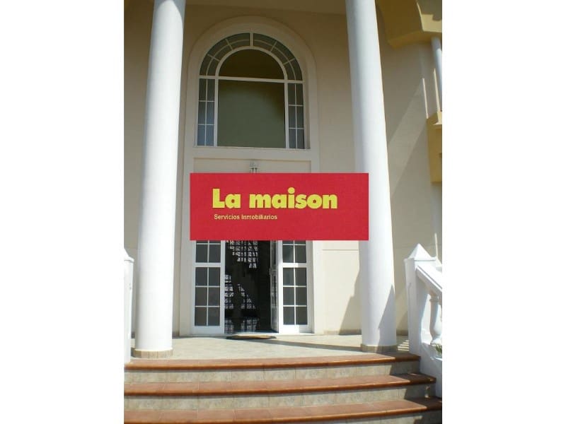 4 sypialnia Willa na sprzedaż w L'Eliana z basenem garażem - 1 200 000 € (Ref: 4880765)