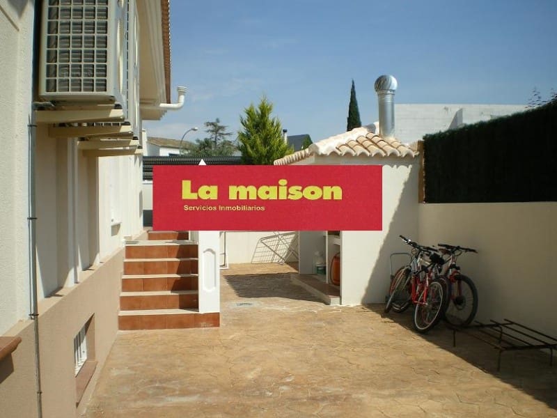 4 sypialnia Willa na sprzedaż w L'Eliana z basenem garażem - 1 200 000 € (Ref: 4880765)