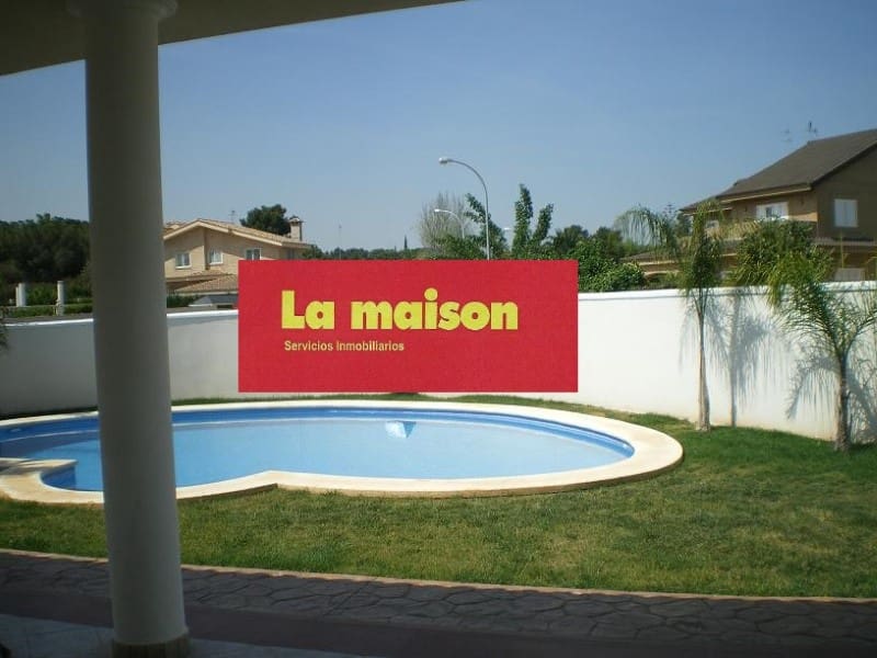 4 sypialnia Willa na sprzedaż w L'Eliana z basenem garażem - 1 200 000 € (Ref: 4880765)