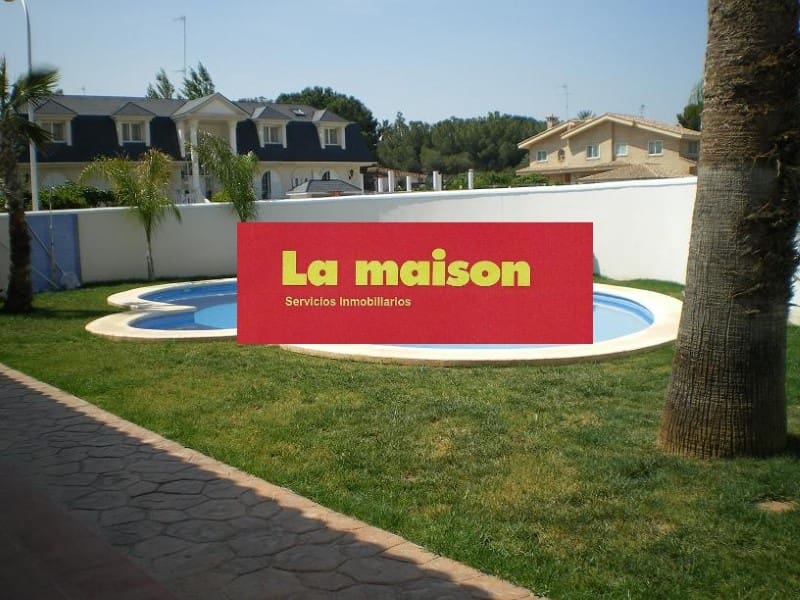 4 sypialnia Willa na sprzedaż w L'Eliana z basenem garażem - 1 200 000 € (Ref: 4880765)