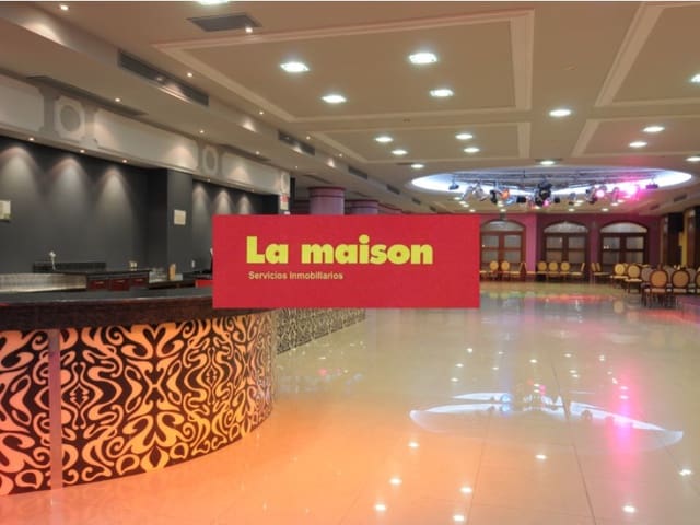 Restaurant/Bar à vendre à Centro, Castelló de la Plana - 1 700 000 € (Ref: 6753560)