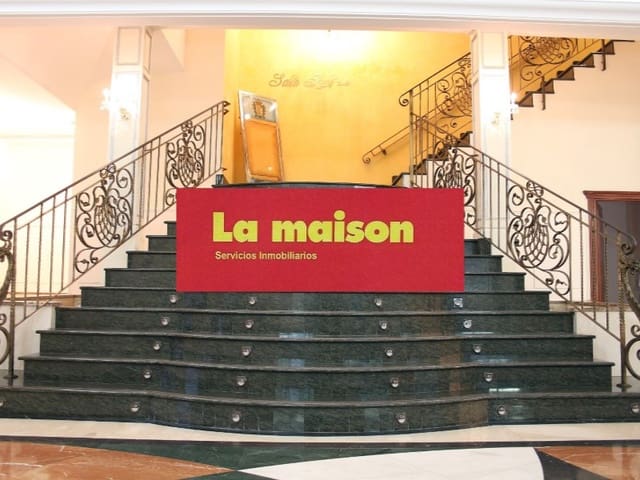 Restaurant/Bar à vendre à Centro, Castelló de la Plana - 1 700 000 € (Ref: 6753560)