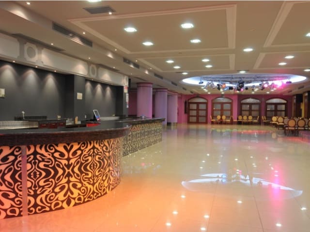 10 slaapkamer Hotel te koop in La Vall d'Uixó met garage - € 5.000.000 (Ref: 8717224)