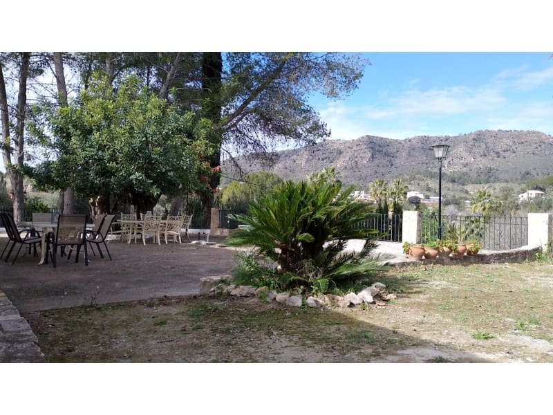 3 slaapkamer Villa te koop in Xativa met garage - € 250.000 (Ref: 8717225)