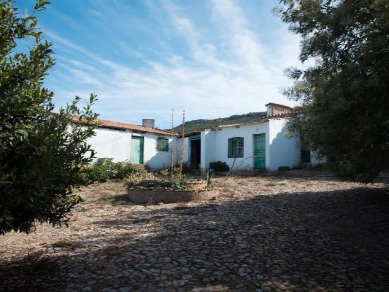Finca/Country House for sale in Puertollano - € 3,500,000 (Ref: 8731995)
