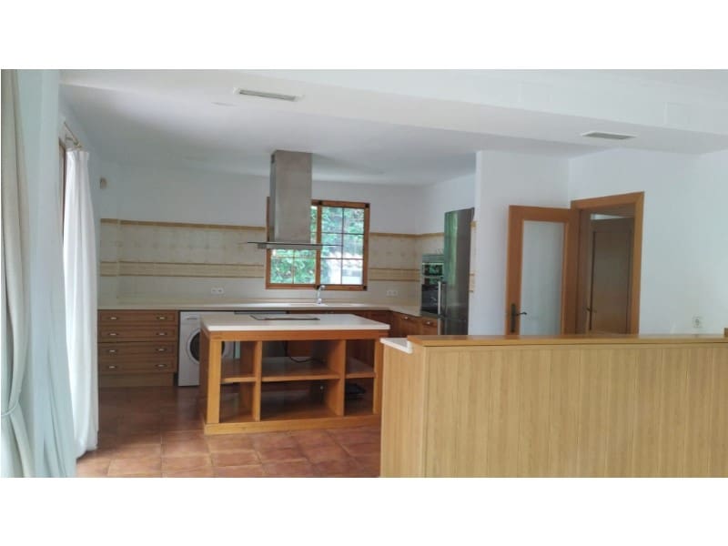 4 camera da letto Villa da affittare in La Canada - 3.000 € (Rif: 8834685)