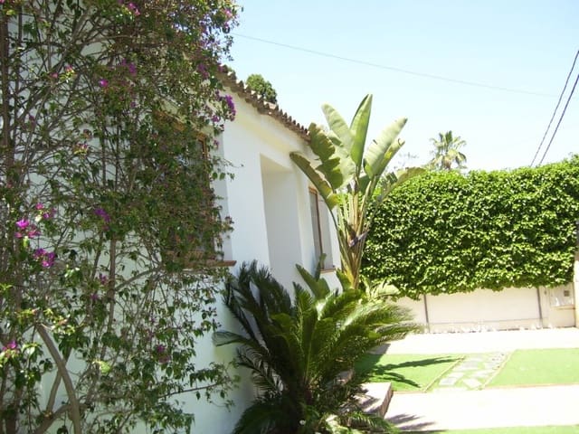 4 slaapkamer Villa te huur in La Cañada, Paterna - € 3.000 (Ref: 8834685)