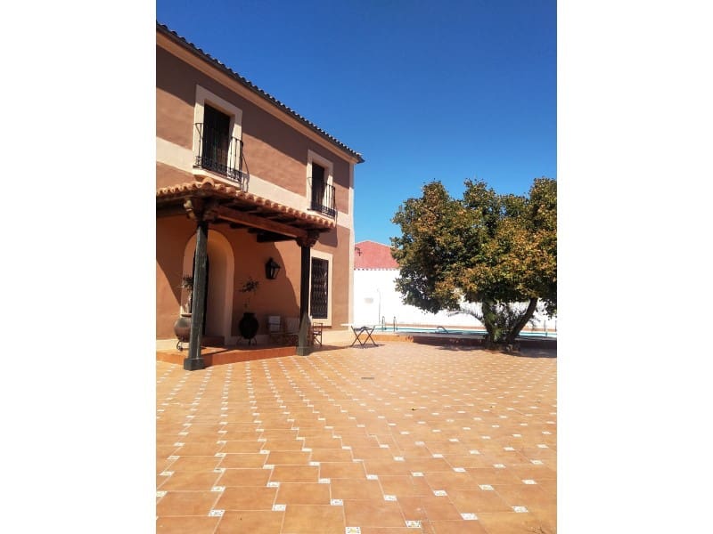 5 soveværelse Finca/Landehus til salg i Caceres by - € 400.000 (Ref: 8855027)