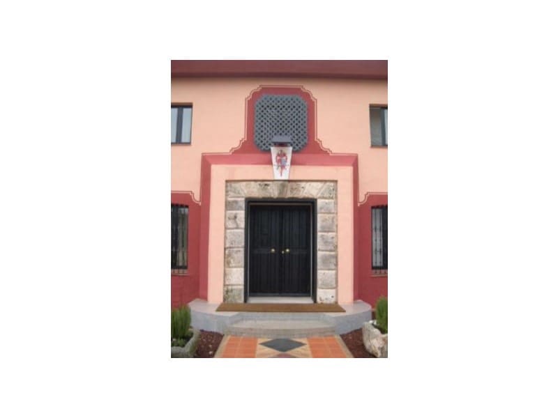 45 bedroom Finca/Country House for sale in Puebla de Don Rodrigo with pool garage - € 36,000,000 (Ref: 8897005)