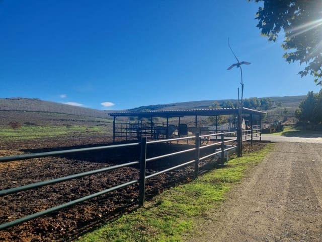 4 Zimmer Finca/Landgut zu verkaufen in Jimena de la Frontera - 2.000.000 € (Ref: 8905743)