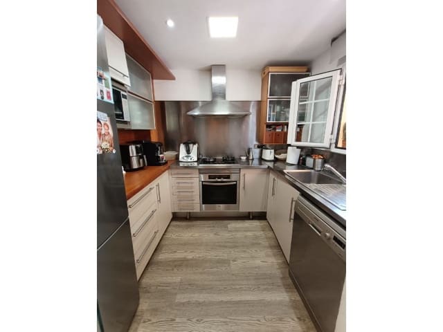 5 soveværelse Semi-Rækkehus til salg i Alboraya / Alboraia med garage - € 725.000 (Ref: 9142790)