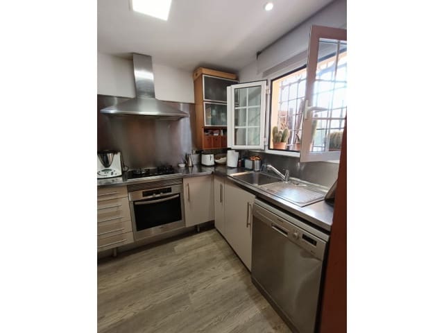 5 soveværelse Semi-Rækkehus til salg i Alboraya / Alboraia med garage - € 725.000 (Ref: 9142790)