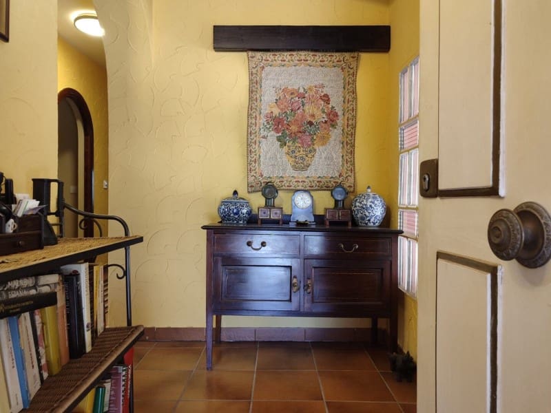 3 soveværelse Villa til salg i Calpe / Calp med garage - € 520.000 (Ref: 9236826)