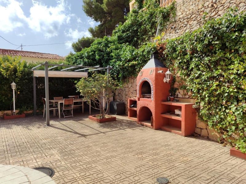 3 soveværelse Villa til salg i Calpe / Calp med garage - € 520.000 (Ref: 9236826)