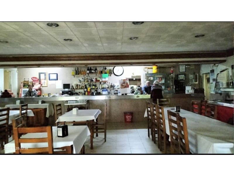 Yritys myytävänä paikassa El Bonillo - 1 500 000 € (Ref: 9353363)