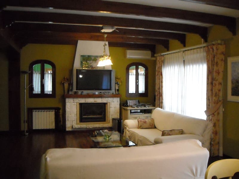 5 camera da letto Villa da affittare in La Canada con garage - 4.000 € (Rif: 9568502)
