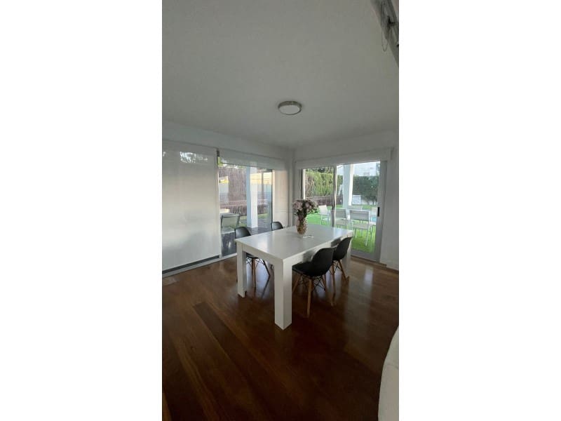 4 quarto Moradia para arrendar em La Canada com garagem - 4 000 € (Ref: 9616115)