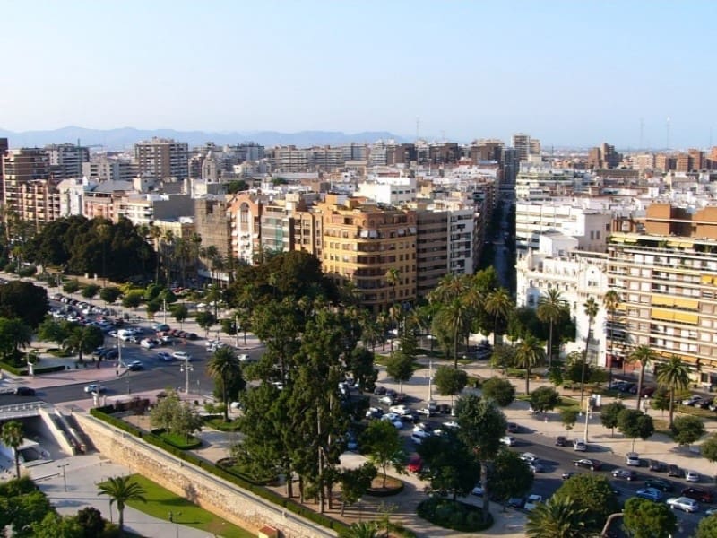 Business for sale in Valencia city - € 226,000 (Ref: 9644946)