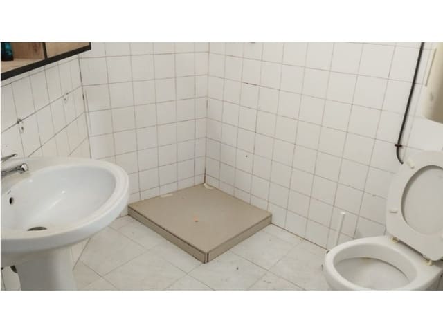 Commerciale in vendita in Manises - 400.000 € (Rif: 9758723)