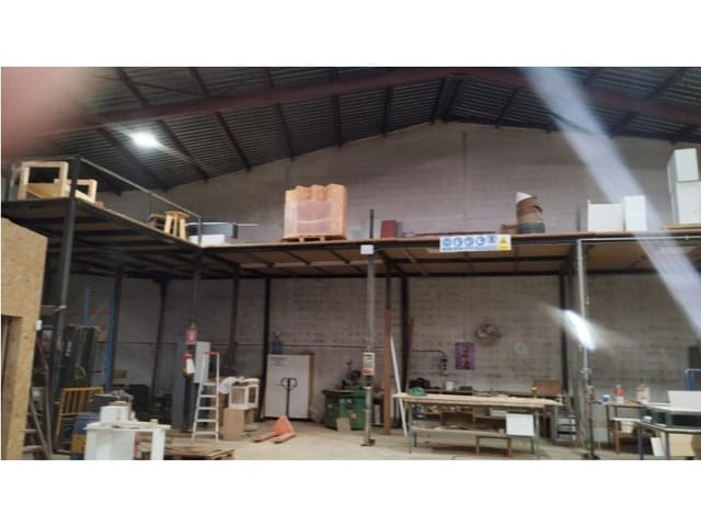 Commerciale in vendita in Manises - 400.000 € (Rif: 9758723)