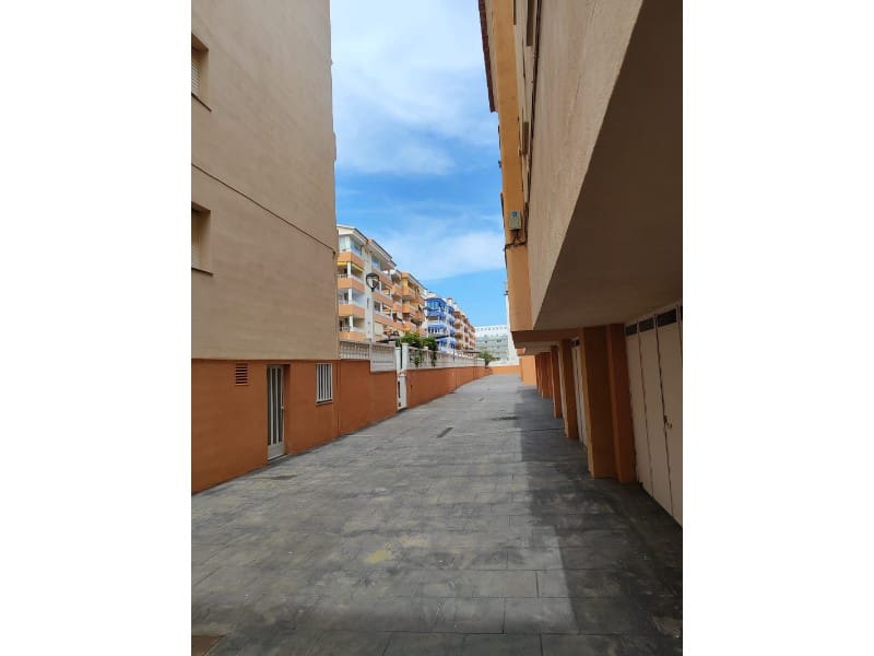 Flat te huur in Moncofa met zwembad - € 2.000 (Ref: 9811413)