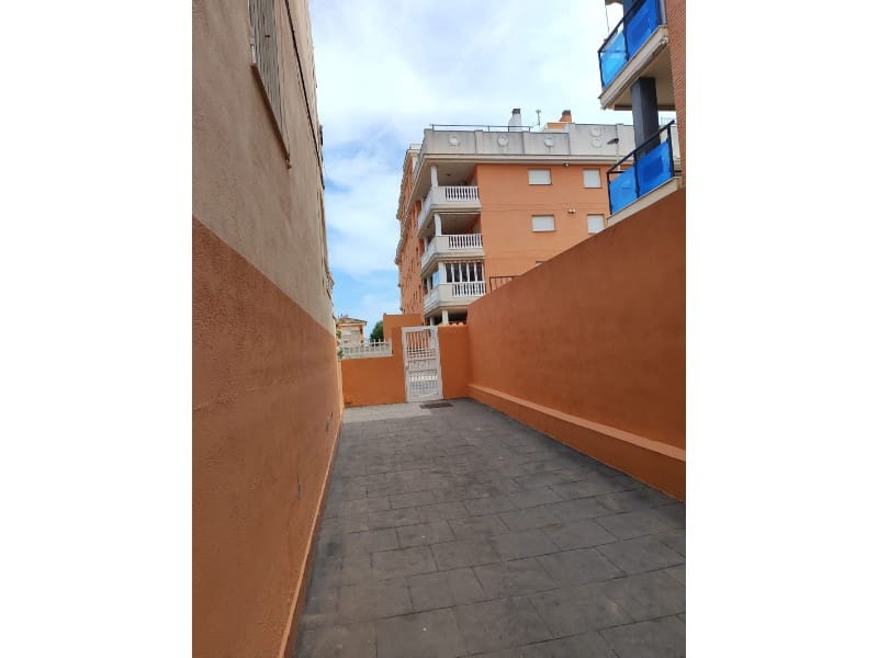 Flat te huur in Moncofa met zwembad - € 2.000 (Ref: 9811413)
