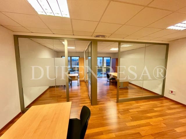 Biuro do wynajęcia w Palma de Mallorca z garażem - 1 000 € (Ref: 7192482)