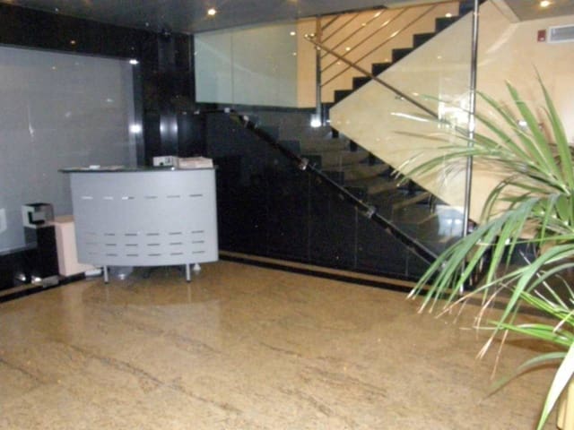 Biuro do wynajęcia w Palma de Mallorca z garażem - 1 000 € (Ref: 7192482)