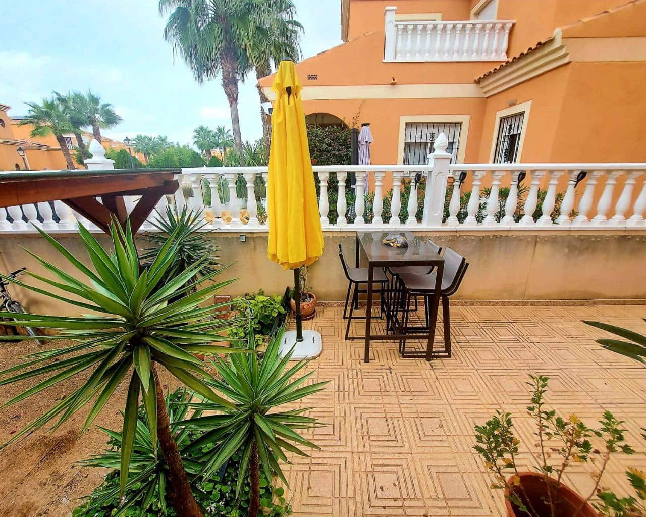 3 soveværelse Villa til salg i Lo Crispin med swimmingpool garage - € 220.000 (Ref: 9324371)